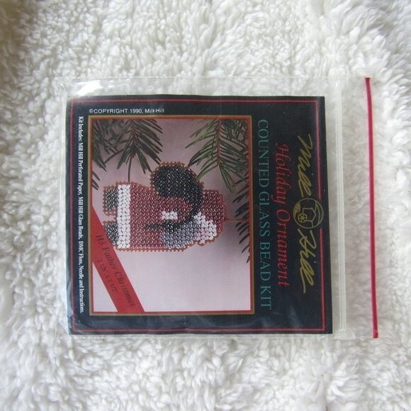 Mill Hill Counted Glass Bead Kit Holiday Ornament Father Christmas H3' NOS 90s - Picture 5 of 5